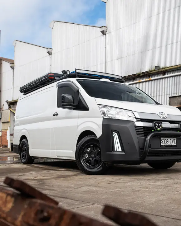 Toyota HiAce H300 (6x130)